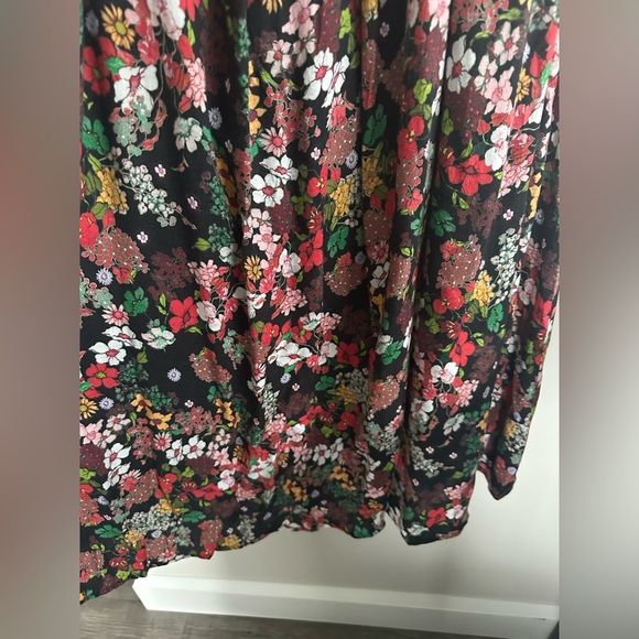 ❤️ Simons beautiful Floral Sleeveless Dress size XXL PTP 2O/21 
Length 38/39 - Picture 5 of 5